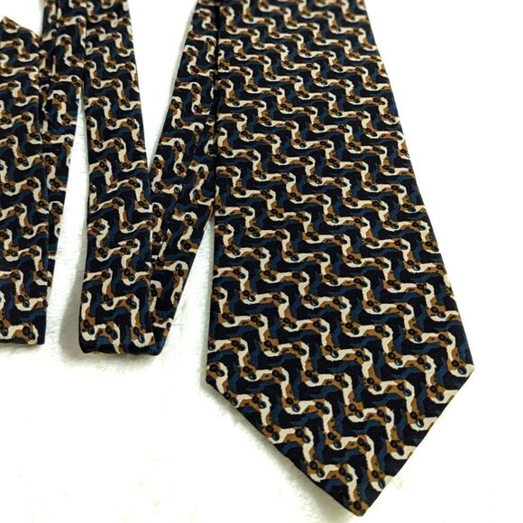 Vintage Men's Silk Tie From "Tie Tree of California"- Abstract Motif - Picture 7 of 10
